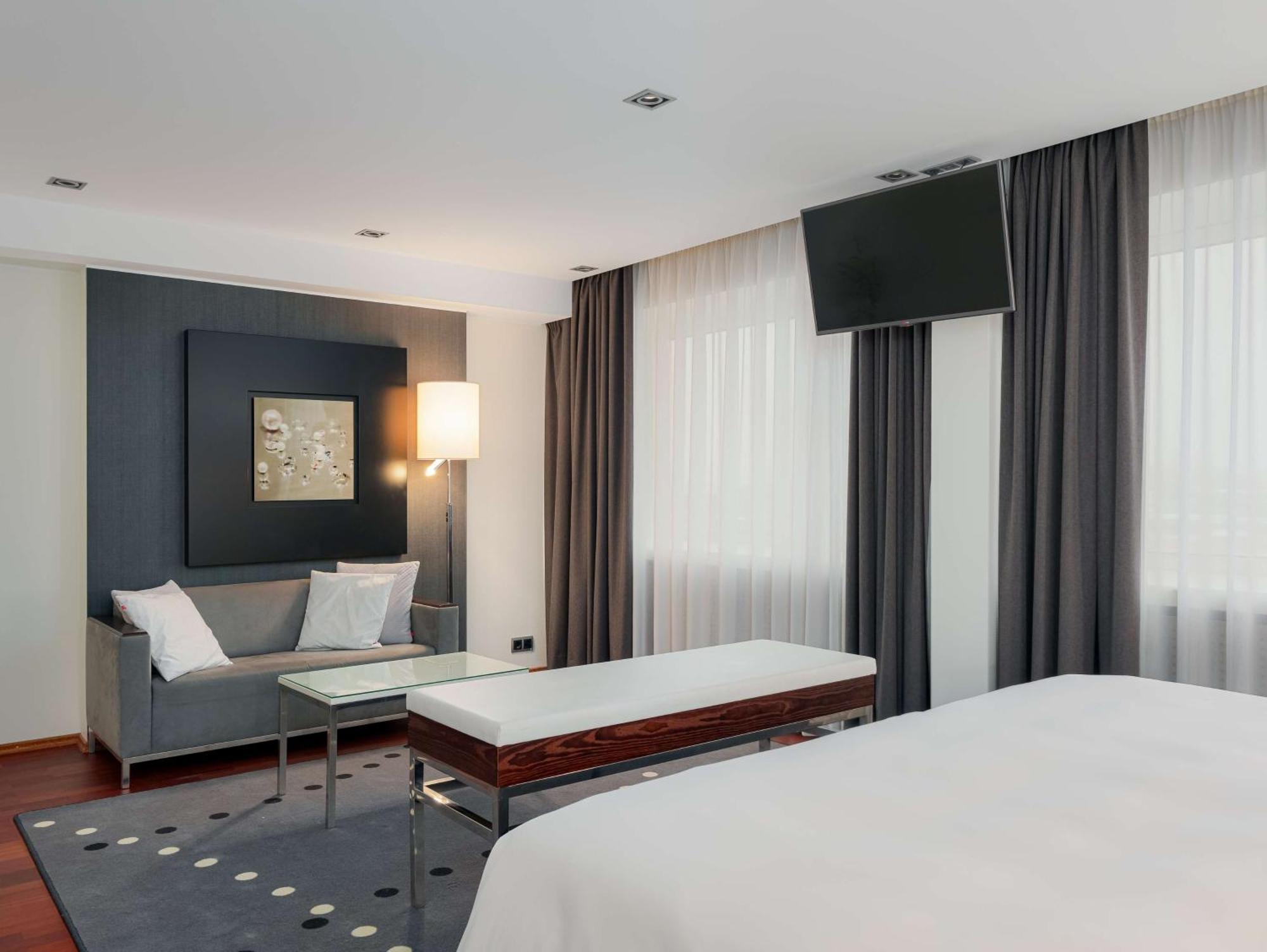 Hotel Radisson Blu Oluempia