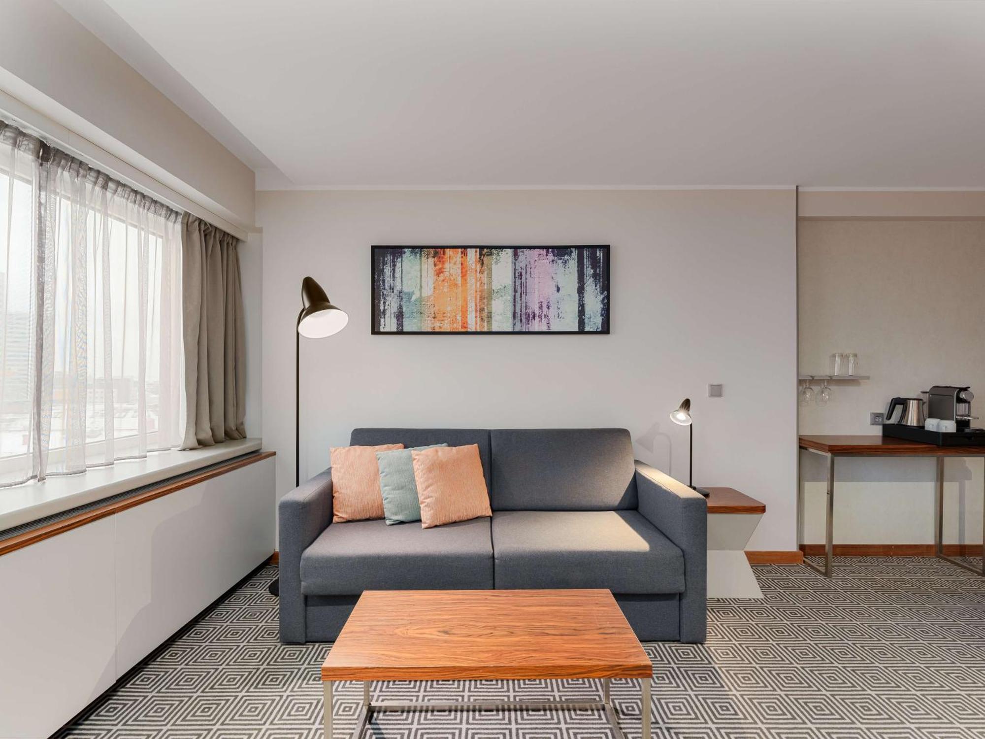 Hotel Radisson Blu Oluempia 4*